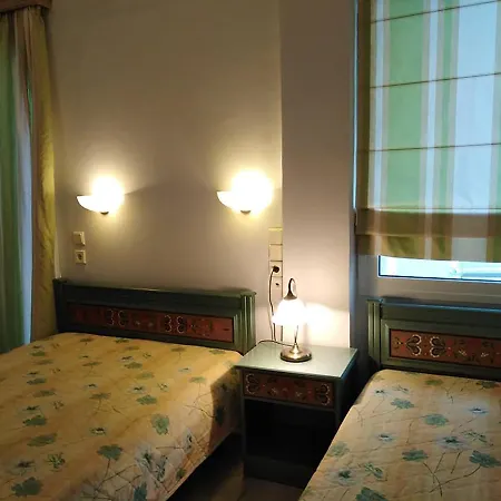 Niki アパートホテル 3*