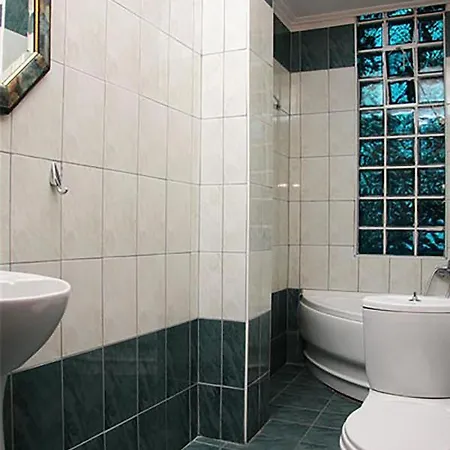 Niki アパートホテル