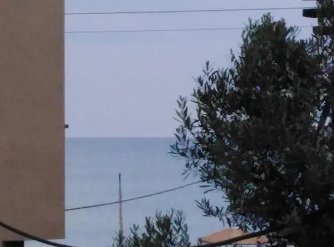 Apart-hotel Niki Olympiakí Aktí