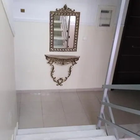 Niki Aparthotel 3*